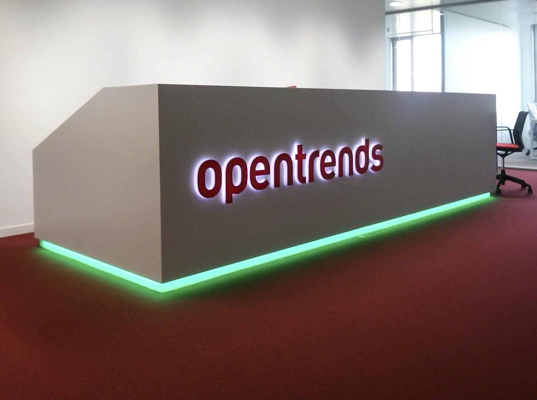 lletres-corpories-iluminades